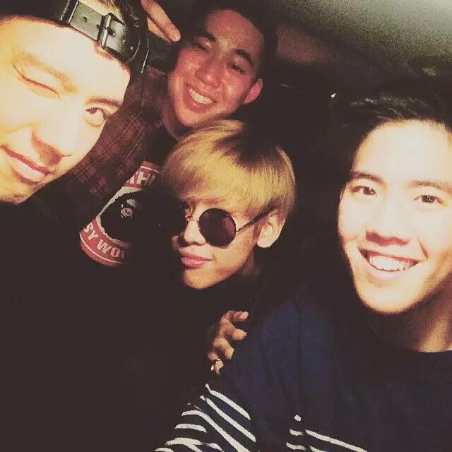 JustSoulMate's tweet photo. และแล้วววว แบมกับโจอี้ก็มีรูปถ่ายด้วยกันนนนนน 😂 #joebam http://t.co/dEmTKUvxWj