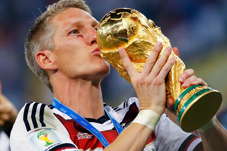 Happy Birthday Bastian Schweinsteiger! Forever a Bayern legend.  