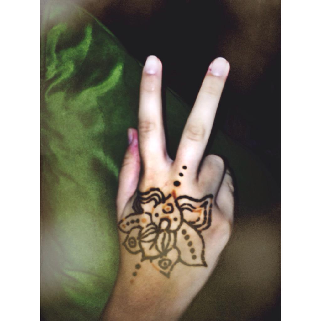 ahennatat's tweet photo. ✌🏼️peace from within✌🏼️ http://t.co/HqelAsJle8