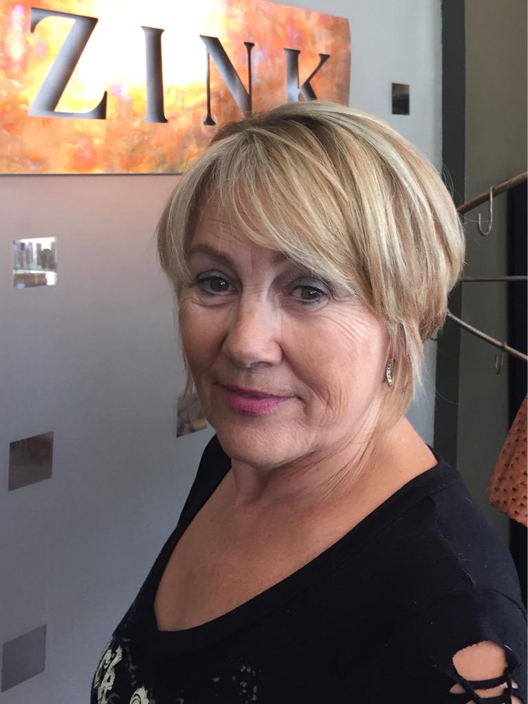 ZinkSalon's tweet photo. New look for Carol #hairbrained http://t.co/iDZPh6RiCL