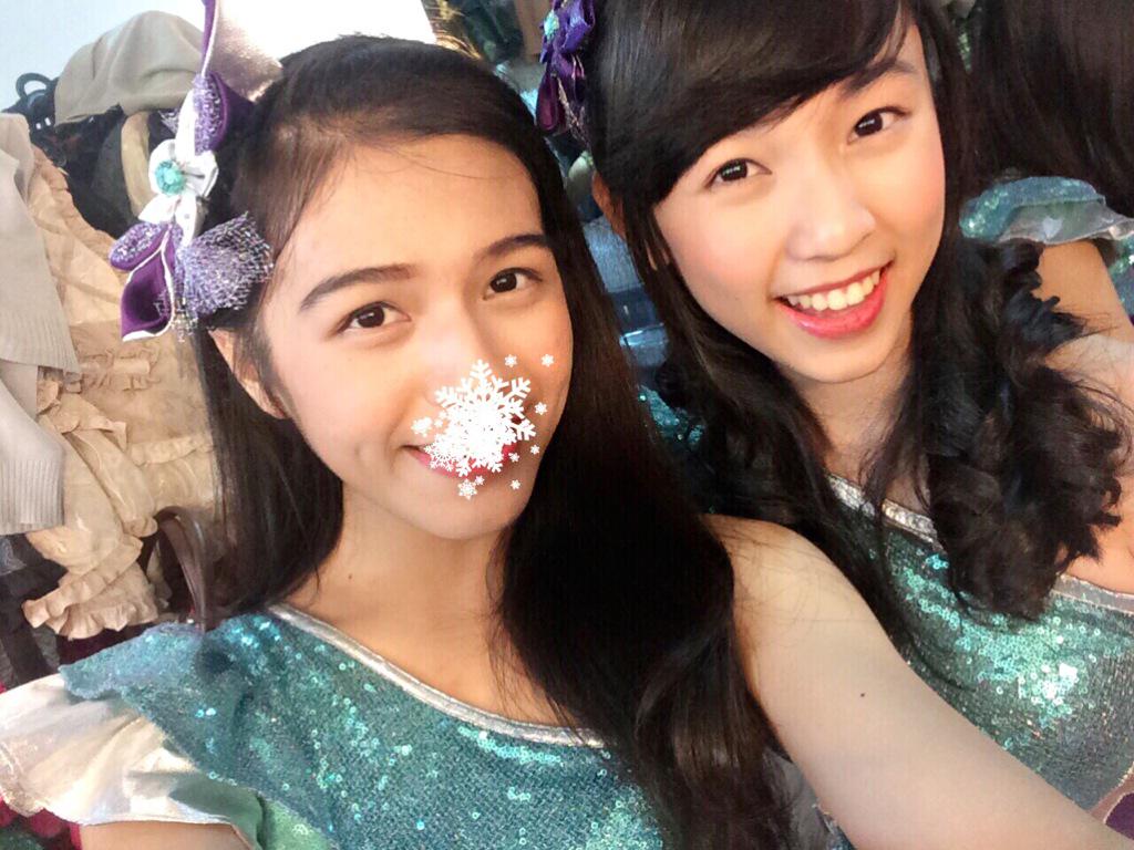 gabywarouw4's tweet photo. Selamat siang, bulan agustus😊

Let today be the start of something new❤️ http://t.co/diTrAs7swP