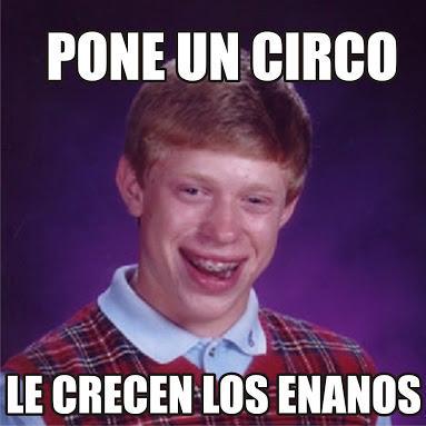 skettcher's tweet photo. #CircoBamba ya vez @csarpereiradiaz MUCHA PANTALLA le das a @richidelanoche k le roba el SHOW a @galdosoficial 😆👍😂 http://t.co/vSKiuawHmT