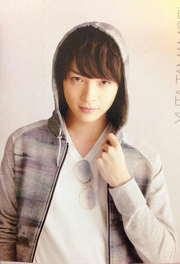 aoaolovetama317's tweet photo. 玉森裕太

残念       →0ＲＴ
んー       →10ＲＴ
まぁまぁ→100ＲＴ
普通       →200ＲＴ
そこそこ→300ＲＴ
イケメン→500ＲＴ
神レベル→1000ＲＴ

かっこいいと思う人ＲＴ✨✨ http://t.co/C1PCxOZ69s