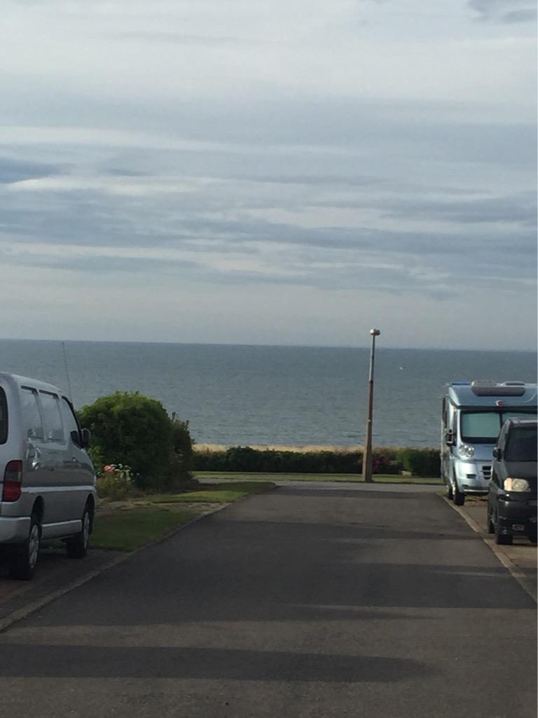 Becks85Helm's tweet photo. Perfect view out on my deliveries #workinglass 👍🏻 http://t.co/6uMhEaaCma