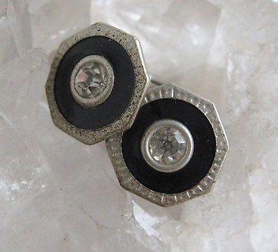 zeppy_cufflinks's tweet image. Art deco #rhinestone paste cuff links #vintage black celluloid octagonal #cufflin, LINK:
zeppy.io/product/us/2/1…