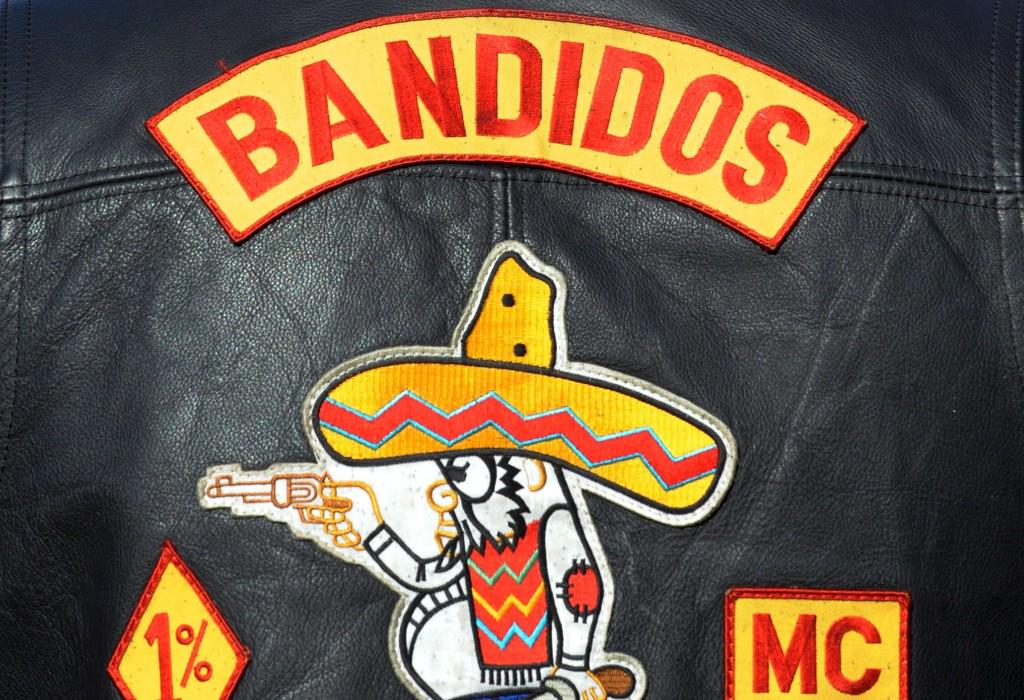 telegraaf's tweet photo. Bandidos wilden bendeoorlog ontketenen http://t.co/V1qRLLLjn4 #bandidos http://t.co/hPHiRu1MN3