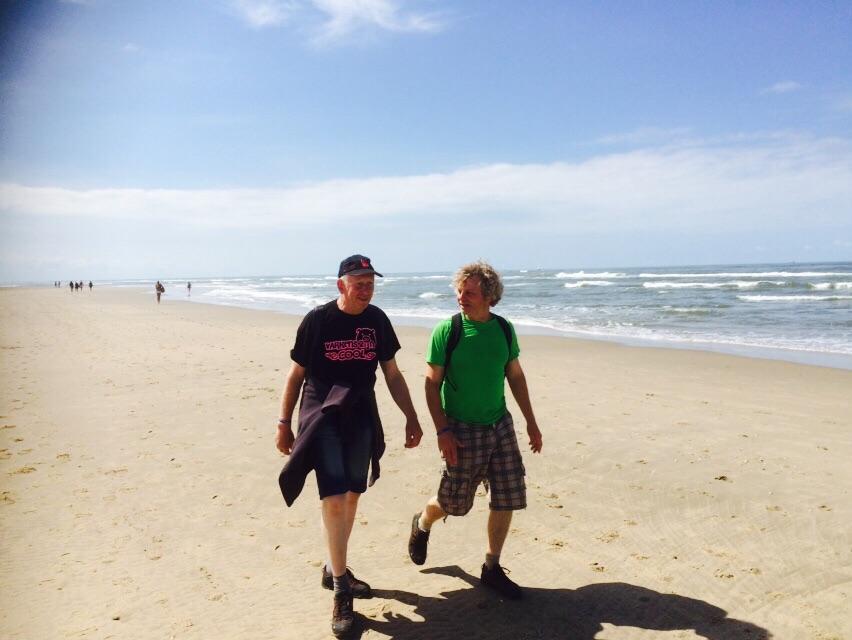 Ook op het strand worden de varkens gepromoot #varkenszijncool #strand6daagse
