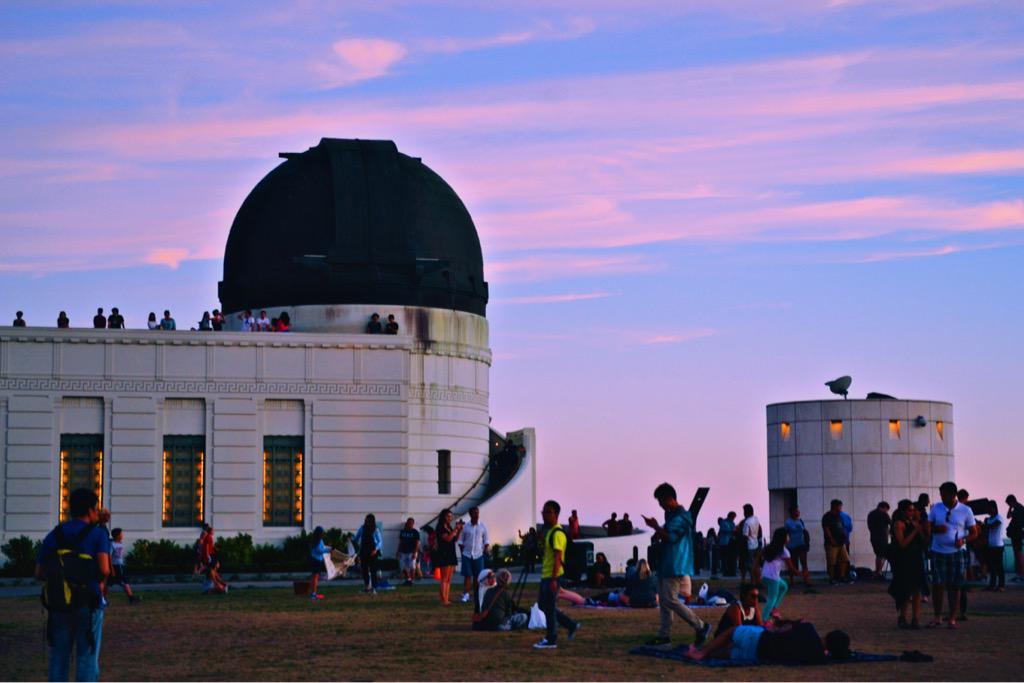 ariesmoonn's tweet photo. Griffith Observatory http://t.co/KOczF6opj3