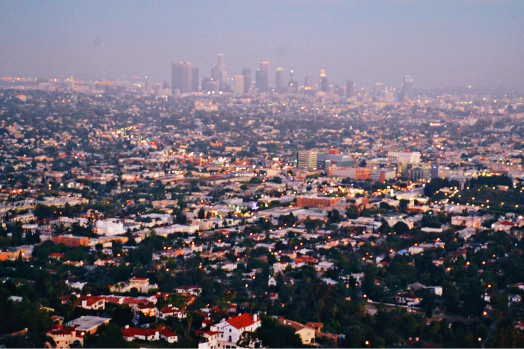 ariesmoonn's tweet photo. Griffith Observatory http://t.co/KOczF6opj3