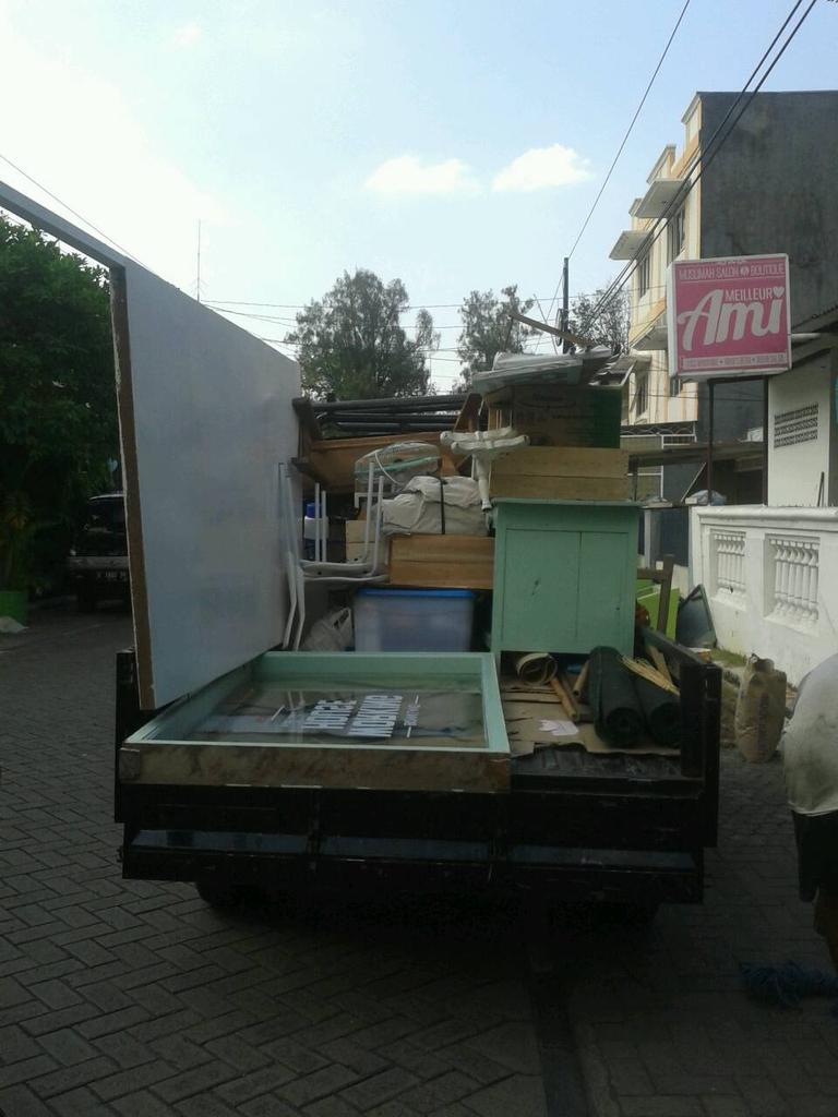 bikinnil4nd's tweet photo. Dgn segala hormat. Utk pemesanan pop up/scrap sementara kmi layani via online ya gais. Yuk yg mau nanya2 089662244601 http://t.co/LsMDGBNOkH