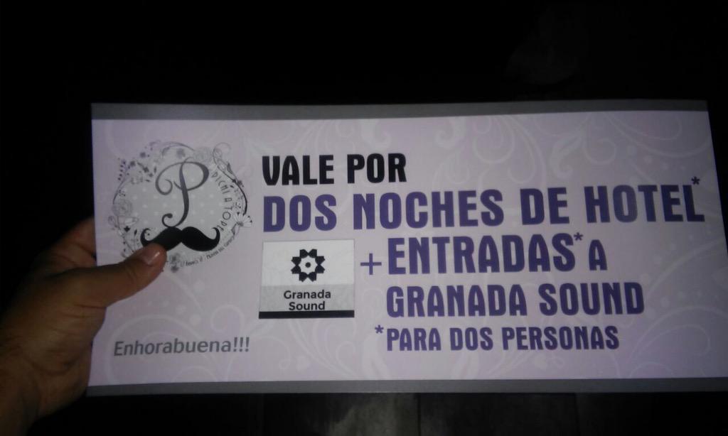 1000 papeletas! Si tu tienes la tuya aqui ven esta noche a pichi a tope y puede que te toque un viaje! Asi de facil!😉