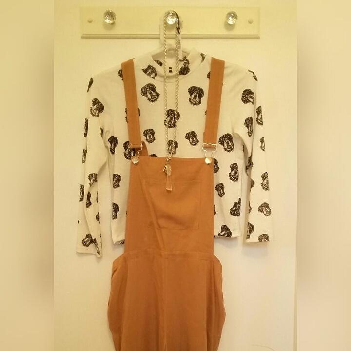 mariaburyeile's tweet photo. Enterito y polera manga larga! Combinación ideal para este día 👄 http://t.co/W7bjexxkNu