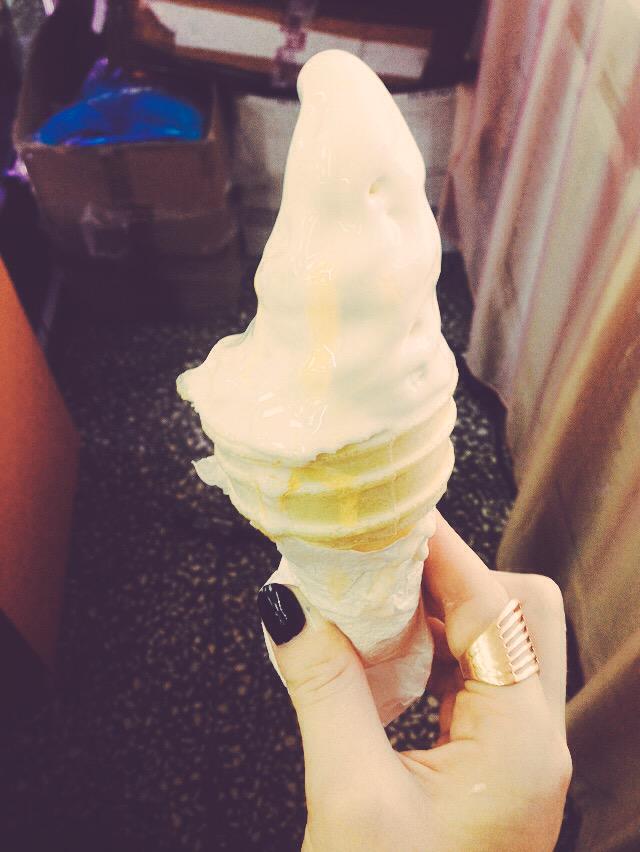 Vi4kaVikrori's tweet photo. Когда приходит брат и спасает от скуки 🙈☀️ http://t.co/HzZJQbZxPp