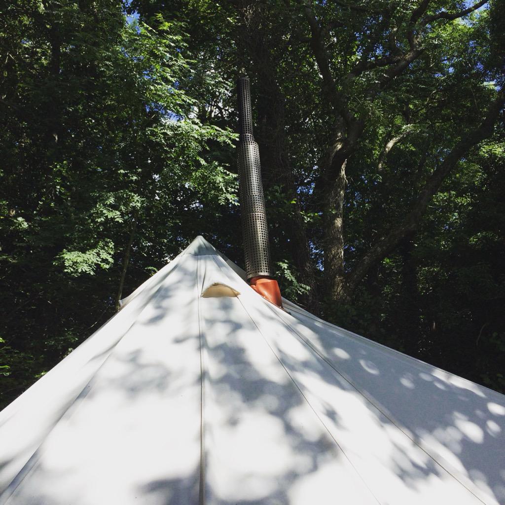 lifeundercanvas's tweet photo. Shadows on the #belltent @cosyundercanvas #glamping #lifeundercanvas http://t.co/22sITKCTFo