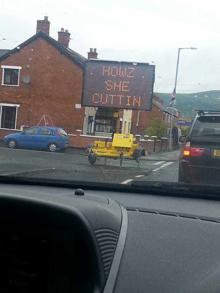 love_belfast's tweet photo. Only in Belfast! http://t.co/cQh716qnl7