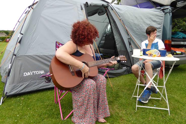 dottyredstudio's tweet photo. Holiday camping.... http://t.co/ZLtN36plEX