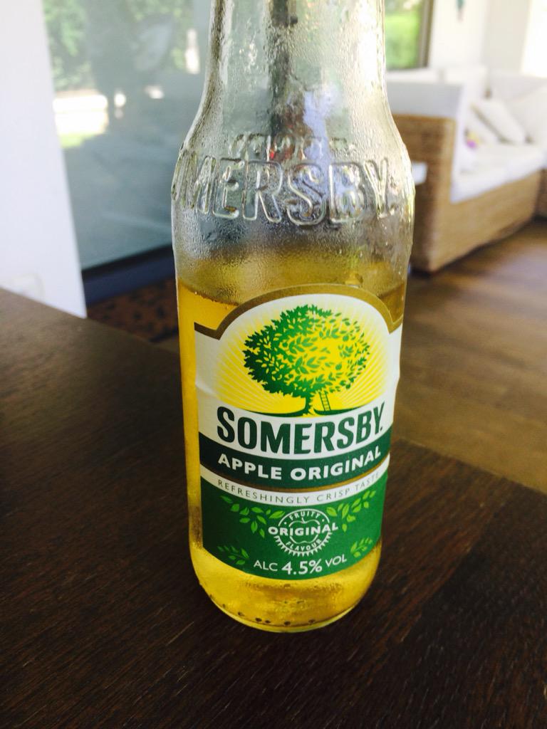 jhonny's tweet photo. Ho scoperto la bevanda dell'estate. Beverina! @Somersby @Torinitudine #estate #romanitudine http://t.co/NpEliH7Xhz