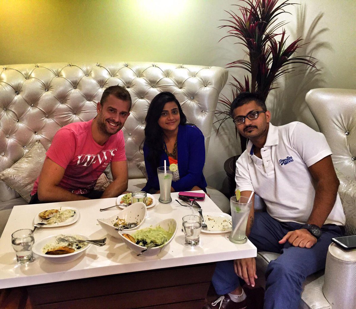 Richard_Durand's tweet photo. Lunch time with Neha Mistry and Jignesh Soni in India http://t.co/wdl8VByMPE