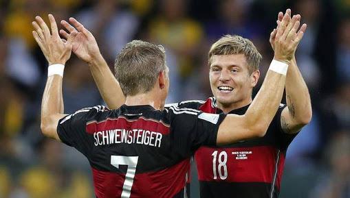 Happy Birthday Bastian Schweinsteiger!   