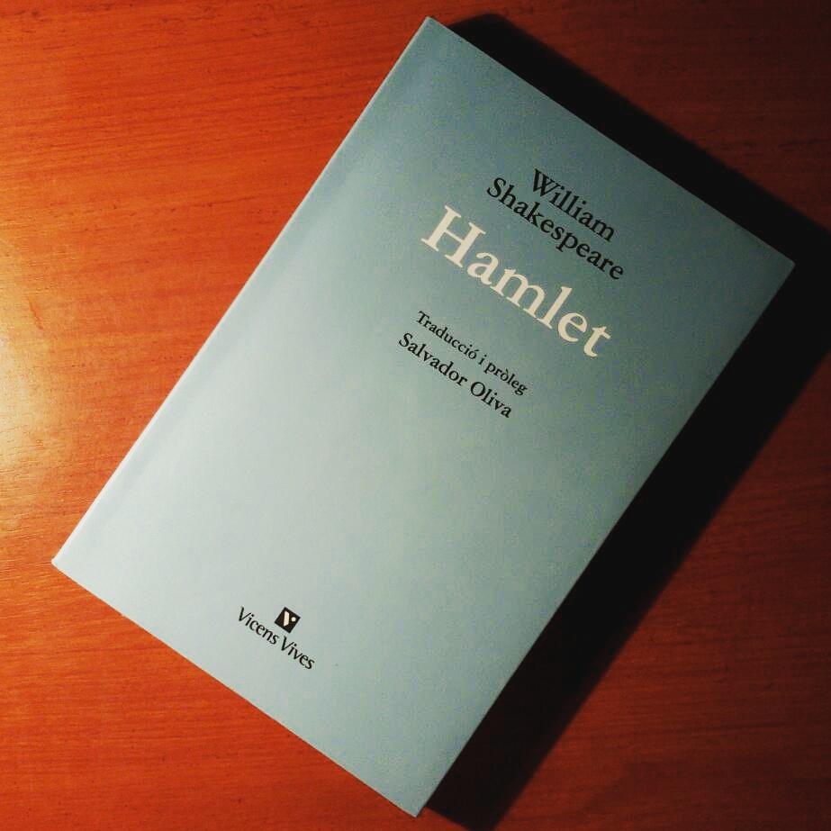 BalazsSzigeti's tweet photo. The latest piece of the collection: Hamlet in Catalan language. http://t.co/CFsyOggkwn