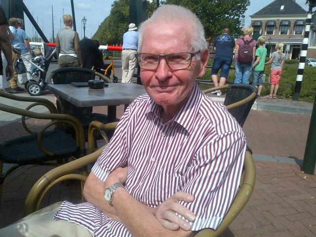 Luc71's tweet photo. Gezellig met opa en Thijs in Medemblik ! http://t.co/wdJRypTy88
