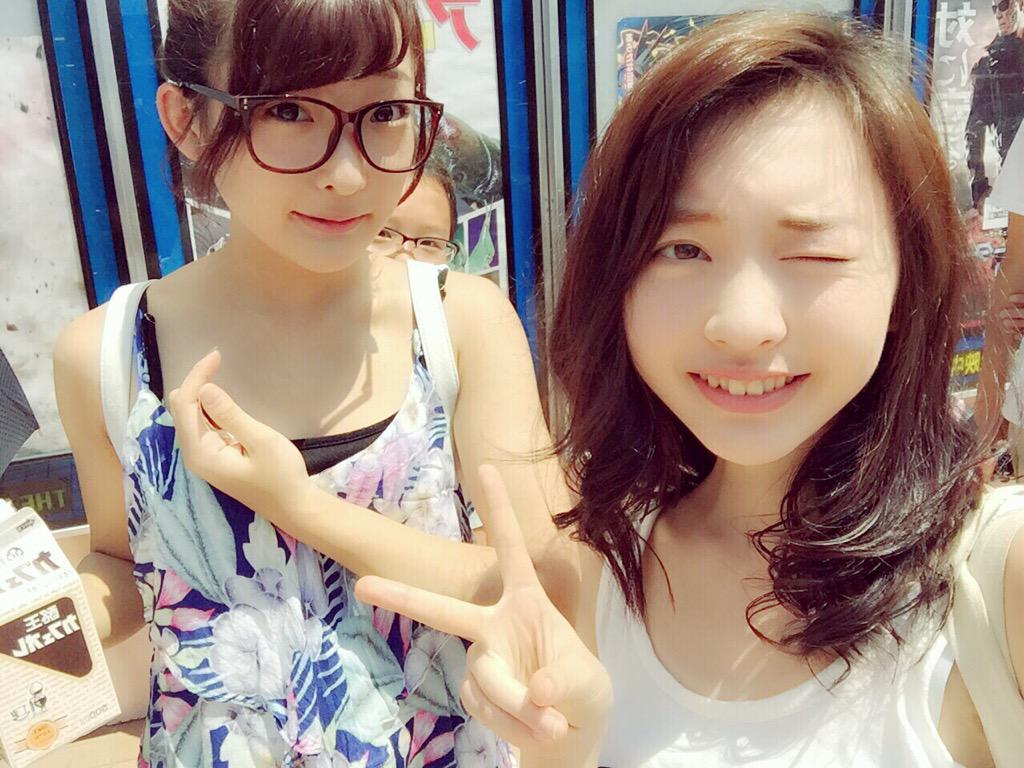 makoxmina's tweet photo. 久々のタグはじまります。
みなさんスマホを持ち親指を立て
RTする準備はできているでしょうか。
それでは、はじめます。。。
#まこみな知ってる
#見たこと。あれ、ある
#いいじゃん
#あ。すきかも。。
#とりあえず
RTーーーーーー💟 http://t.co/8KxII31gM0