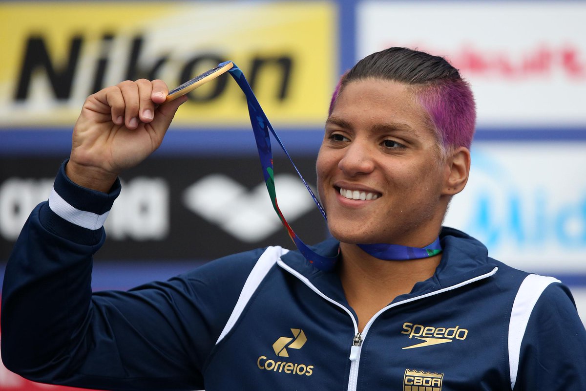 CBDAoficial's tweet photo. #Kazan2015 - @anamarcela92 conquistou a medalha de OURO, nos 25 km. 1º ouro do Brasil! \o/ Valeu Ana
F. @satirosodre http://t.co/75RdwH8g6c