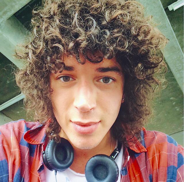 julianperretta's tweet photo. good morning friends :) http://t.co/cyILLuW6YJ
