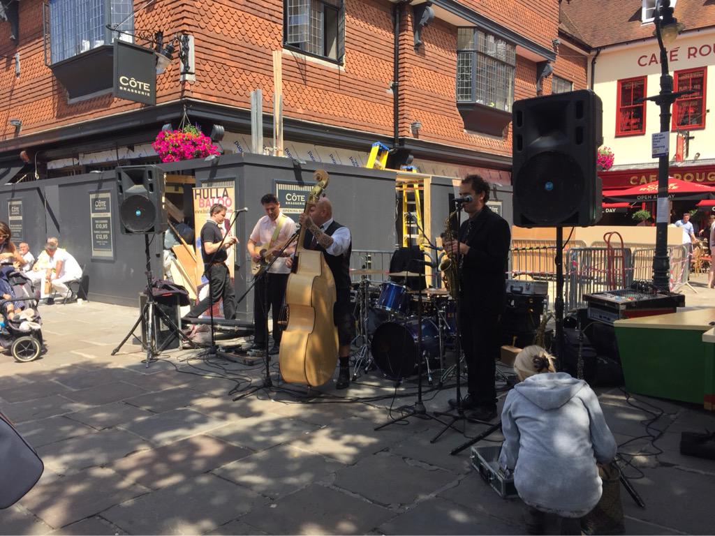 TheNightyard's tweet photo. Great reveal @WhatsOnLife @think_agency @my_Canterbury #summer #showoff #music #train http://t.co/UKzpQ28rfi