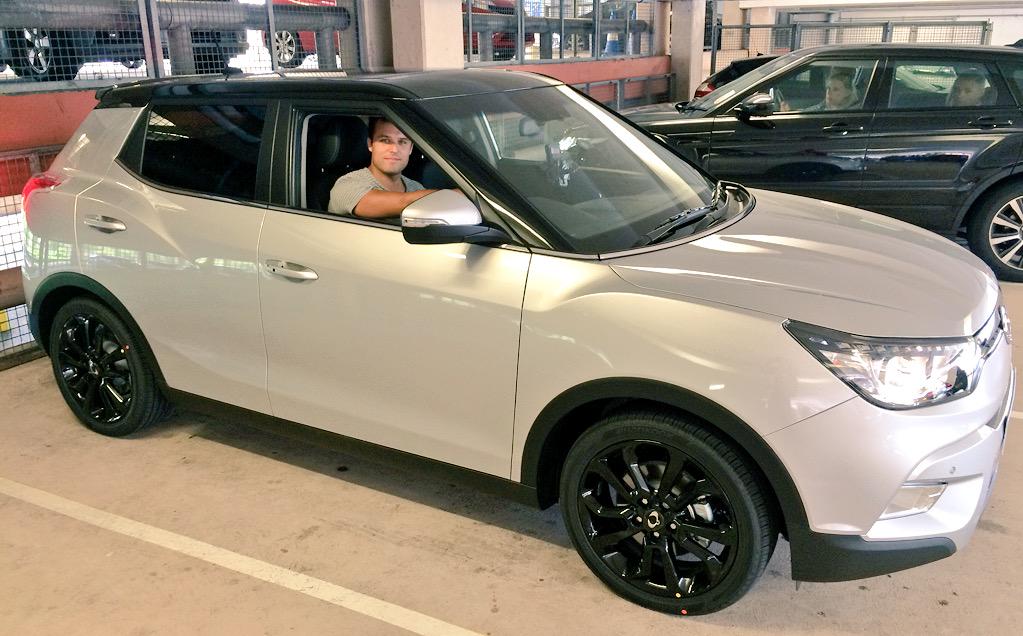 TheGriffmiester's tweet photo. @DomSmith89 loves his new toy @ssangyonguk #SsangYongTrivoli http://t.co/4So9MFRmie