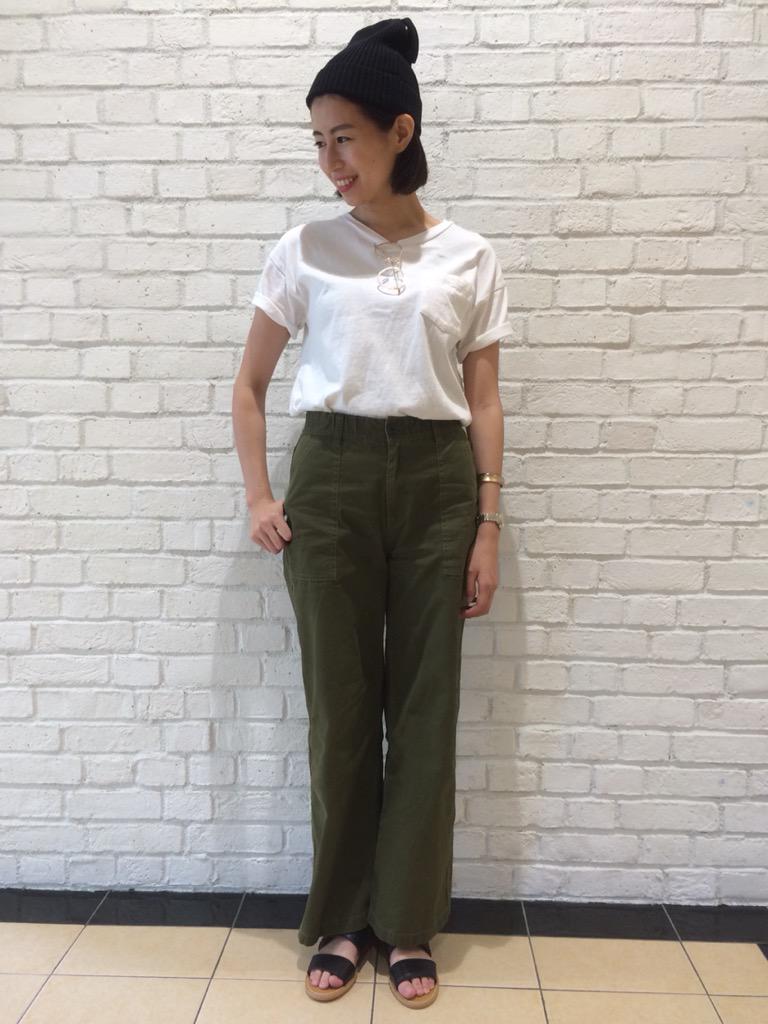 Jeanasis ららぽーと船橋店 New Styling トレンドカラーのカーキを使ったとことんカジュアルコーディネート メンズライクなパンツは シンプルトップスやフェミニントップスにも相性抜群 Usポケtee 2700 ワークバギーパンツ 6480 Http T Co