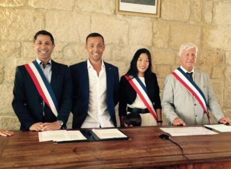 Embedded image permalink