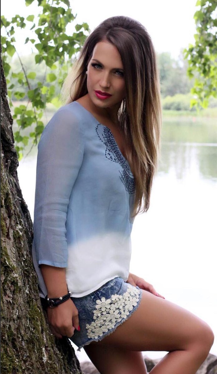 DianaKoenig87's tweet photo. New Blogpost: http://t.co/eVf9FE6qqg http://t.co/PIK2CnuePN