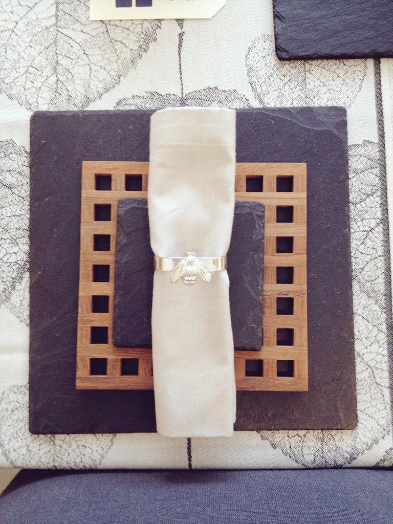 SalcombeTrading's tweet image. We've got some gorgeous new bits in our Bath store, including these Bee napkin rings #dinnerpartyready #beeprepared