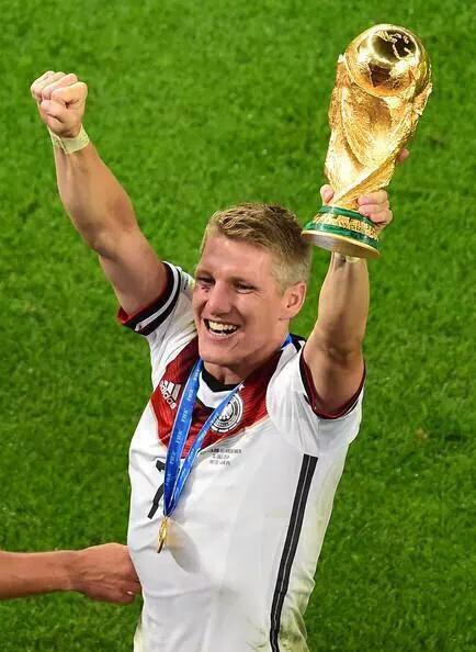 Happy 31st birthday to Bastian Schweinsteiger. The man has nearly one it all... 