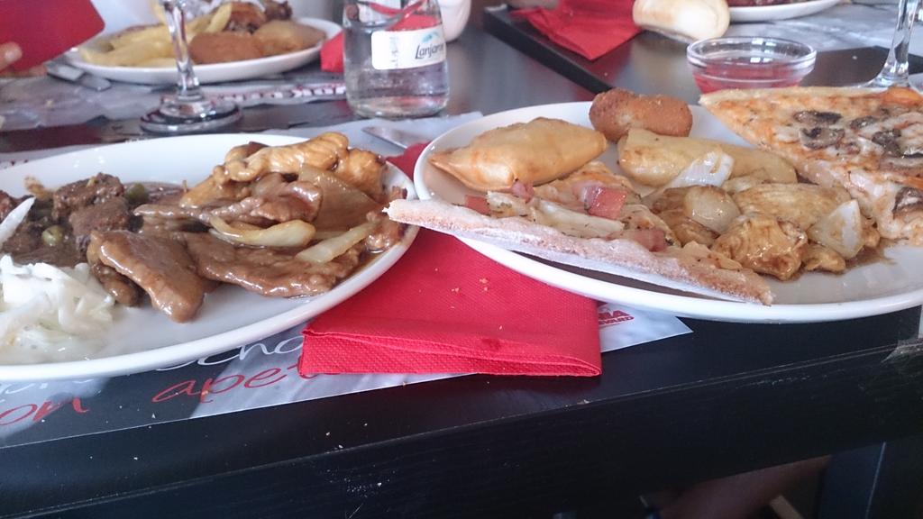 ElianePuche's tweet photo. Toca cebarse #sumertime #operacionbikini #wok #zenia http://t.co/B8WiGHAxCV