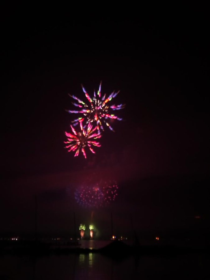 山中湖 報湖祭花火大会22の混雑 渋滞情報 穴場な駐車場や屋台もチェック 混雑してる