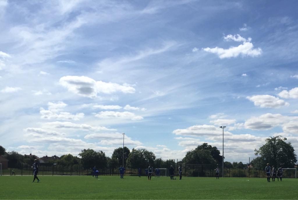 GalleywoodFC's tweet photo. @GalleywoodFC just sneak a 1-0 win over @sandonroyalsfc. Great game all round. Good luck chaps #woods #zebras http://t.co/FBhkBnpieP