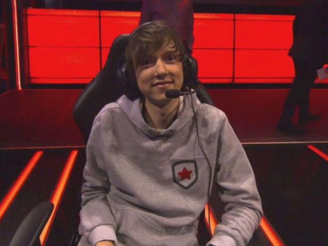 theScoreesports's tweet image. .@tehDiamondz comments on the summer split and FORG1VEN's ban #LCS thesco.re/1JE0XWO