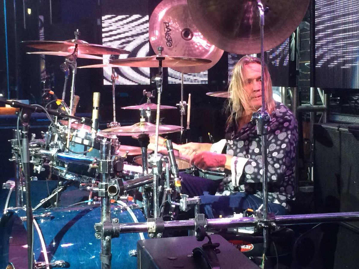 EddieTrunk's tweet photo. The great Nicko McBrain @IronMaiden jamming last night at our show in Ft Lauderdale! Was great to see him! http://t.co/ET5rNkWLP6
