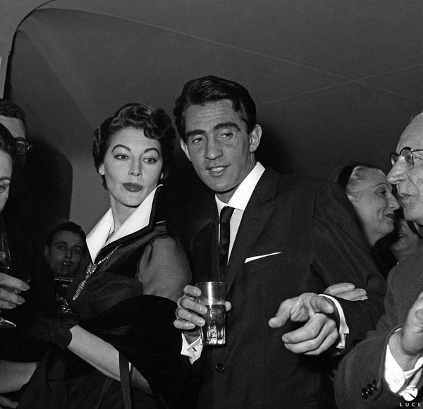 This is What Ava Gardner and Walter Chiari Looked Like  in 1960 