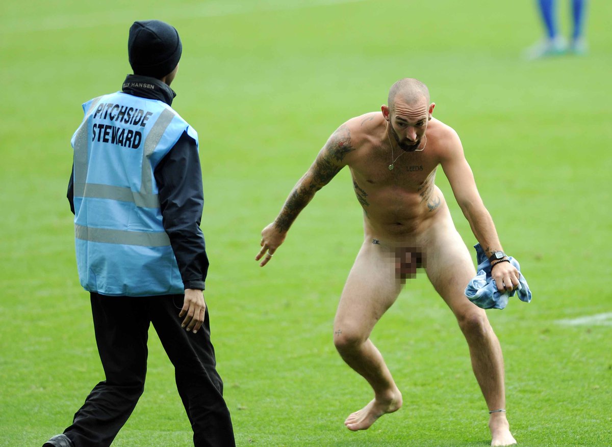 #lufc. #streaker. #mot. 