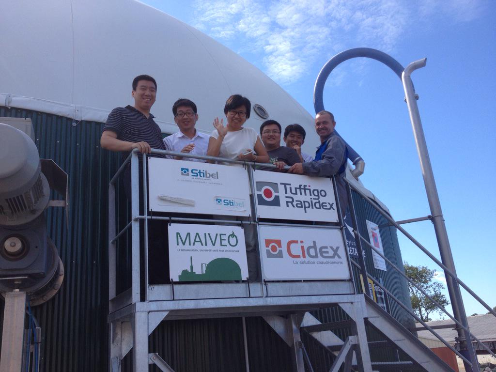 Tuffigorapidex's tweet photo. Visite #methanisation Cap Sizun #muyang #famsun @andresergent29 @maiveo #capmetha http://t.co/oCOXYOSuJe