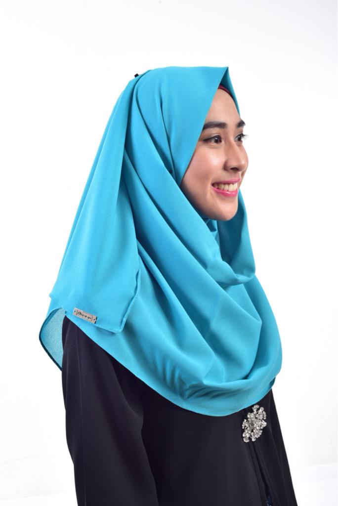 hijabalaya's tweet photo. CHIFFON CREPE COLLECTION[LONG SHAWL]
COLOUR:TEAL
PRICE:RM34(EXCLUDING PSTGE)
WHATSAPP:012-3934995 http://t.co/Oj4CgDuUbh