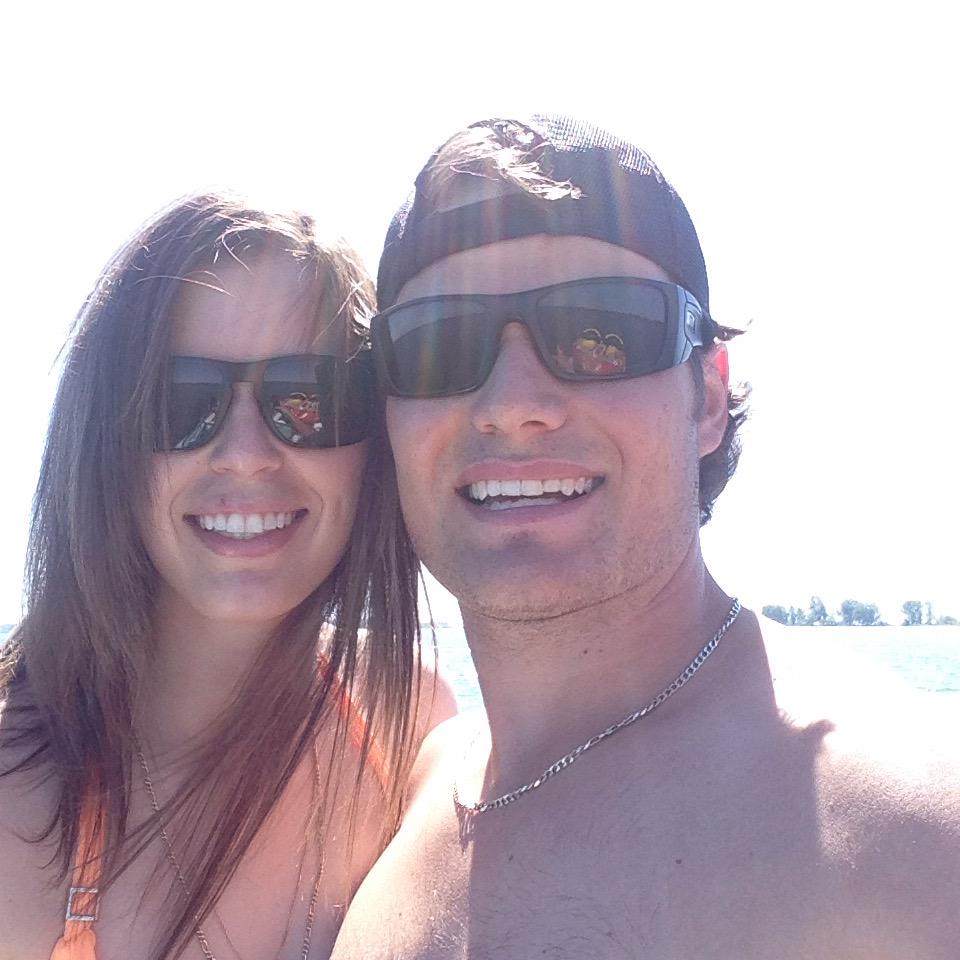floughin4's tweet photo. Great start to the long weekend! #erieau #channelcats #beachparty @MarcAllely http://t.co/2N6U44wAtg