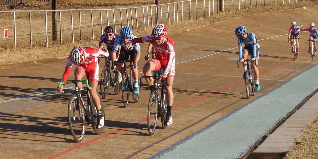 VWEtrackacademy's tweet photo. @dennisvaniekerk and @Hermanfouche87 doing a great job @BonitasCycling http://t.co/awaSwbFrrr