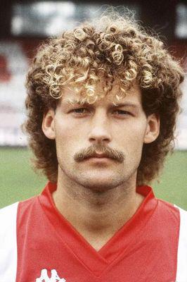 Happy 54th birthday to Danny Blind. 