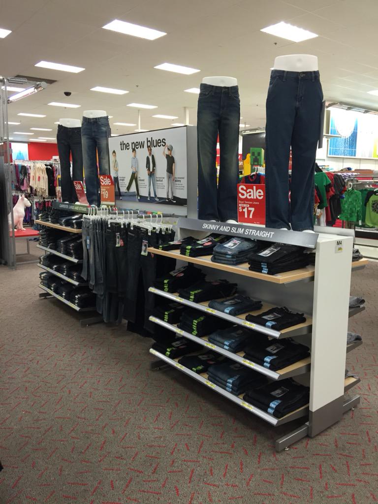 KatieDolton's tweet photo. T0907 on point this Saturday morning. #BasicsOnFleek #JustOneDenimDays #G329PERKS @therealdmck @Djoumbarry http://t.co/X9IQxPEooA