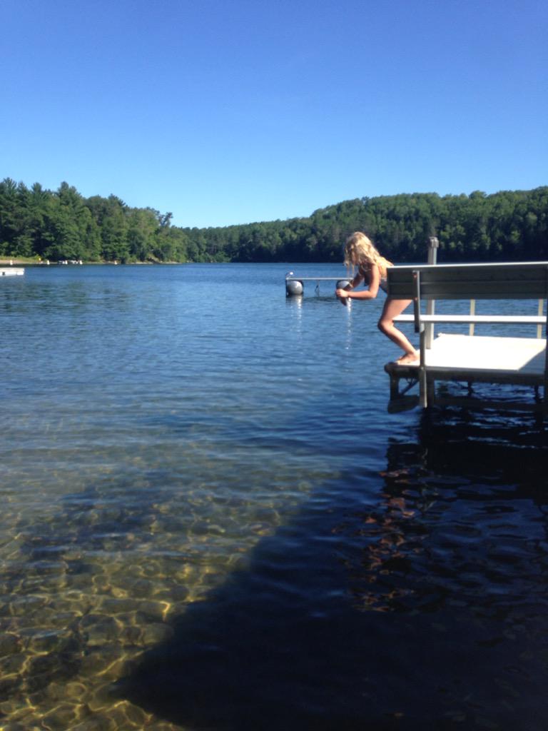days_go_by29's tweet photo. Fun on #bootlake http://t.co/7ciVTW6cLe