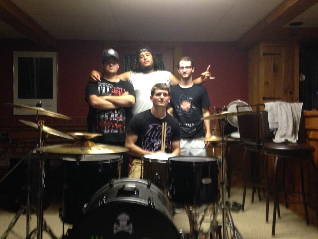 BigEC1991's tweet photo. Last nights practice went amazing! Can't wait for the show August 4! #DecayingInDecades #Brotherhood http://t.co/vmzkd0L61a